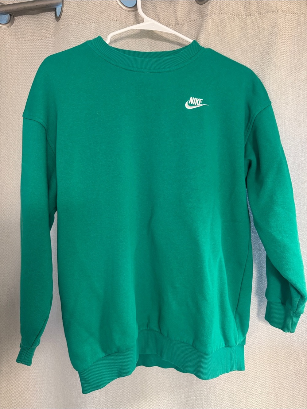 Nike Kids Crewneck Sweatshirt and Sweatpant- Kelly Green with White Logo size L